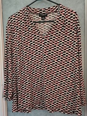 Liz Claiborne Geometric V-Neck Blouse